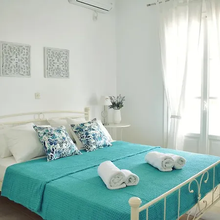 Parodise Holiday home Piso Livadi